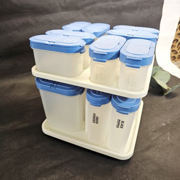 Tupperware Modular Mates Spice Carousel Set Of 16 Shaker Containers Vintage Blue - Picture 2 of 10